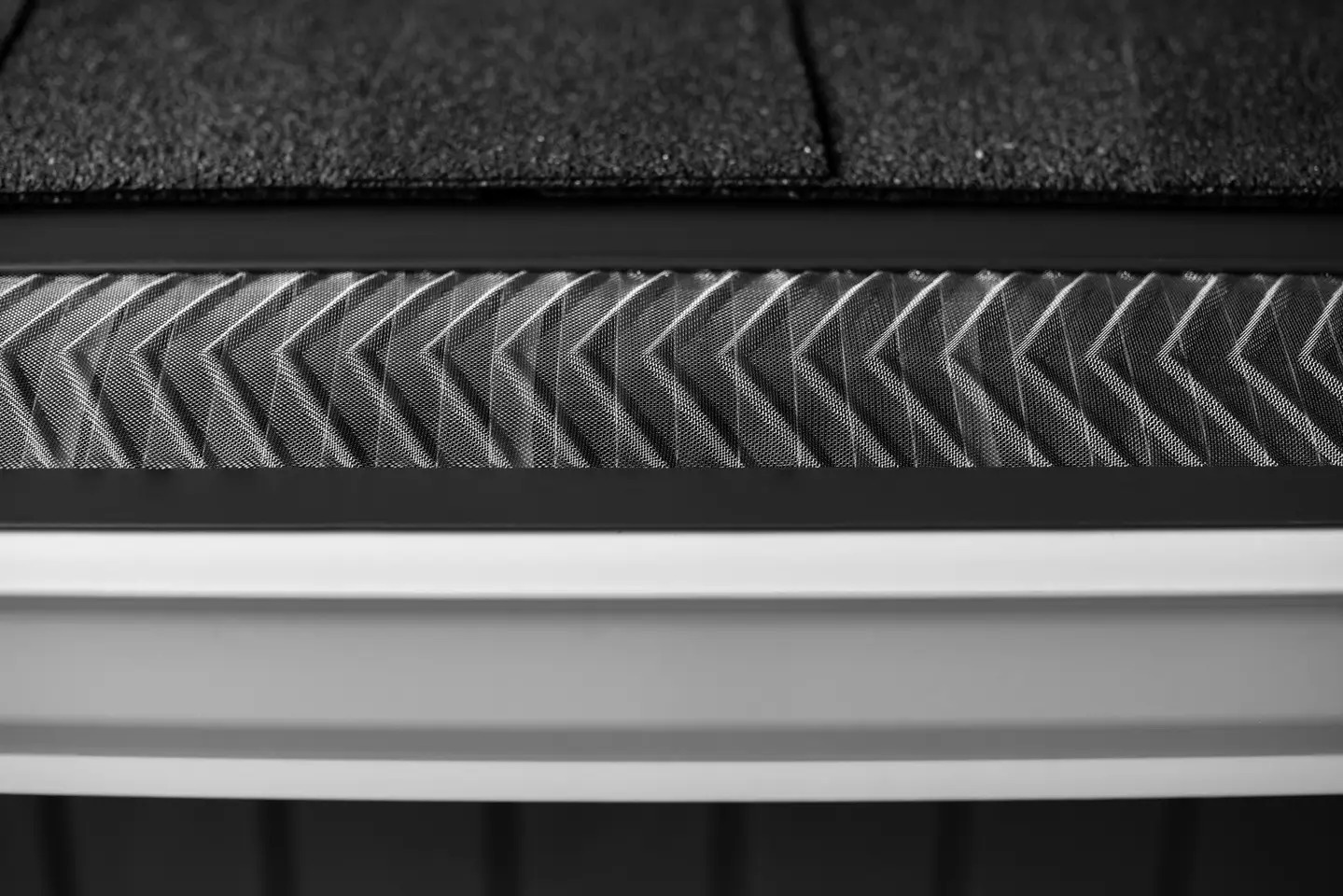 Gutter Guard Mesh Detail